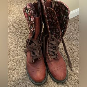 Doc Martens Women’s US 8  - Maroon/Pink w/ Floral Interior